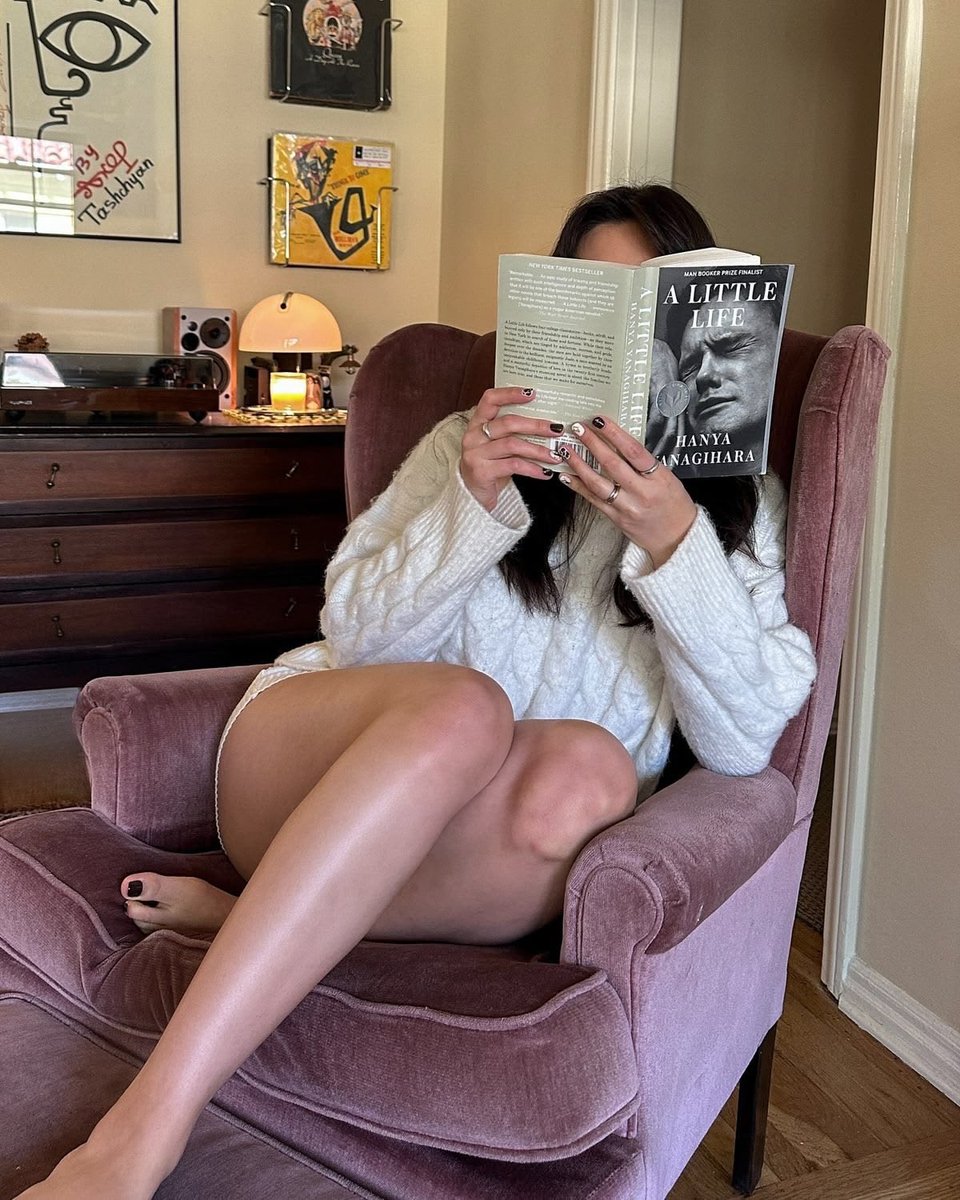 fanfiqueiii's tweet photo. Lista com os ✨E-books gratuitos✨ de hoje 18/08 https://t.co/pOI7ALmXfz