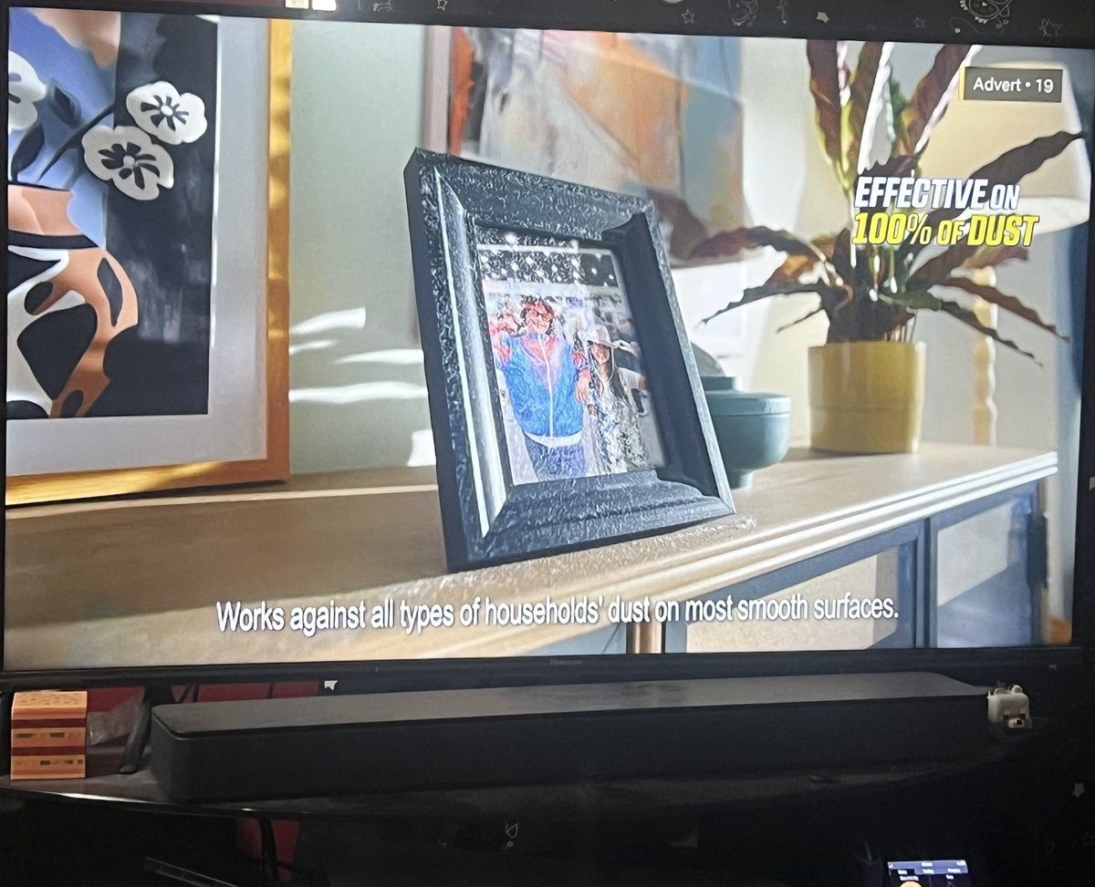 VP797official's tweet photo. @NetflixUK can someone from your company reach out and explain how people paying for the middle or top bracket of subscription that states “no adverts” are receiving adverts specifically through @WWE Monday night raw?? 

Had 4 adverts so far in an hour 50 of the programming 👀👀 https://t.co/0JTS6GYp6Z
