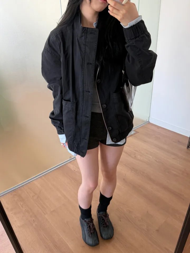 Ouxlvx3's tweet photo. 눈여겨보고있는 가을 아우터 네가지
오직이것만을위해가을빨리왔으면좋겟다 https://t.co/nZLL8ZirET