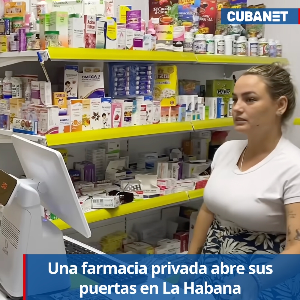 CubanetNoticias's tweet photo. 🚨 Una farmacia privada abre sus puertas en La Habana

En medio de la escasez crónica de medicamentos en Cuba, un establecimiento privado en el municipio habanero de Regla comenzó a comercializar antibióticos, vitaminas, productos naturales y otros artículos de salud, una posibilidad abierta tras la entrada en vigor del Decreto 160, que autoriza la participación de actores privados en determinados servicios farmacéuticos bajo regulación estatal.

Un reportaje del canal Preval Official mostró el funcionamiento del negocio y recogió testimonios de vecinos que aseguran haber encontrado allí medicamentos ausentes desde hace meses en la red estatal.

Sin embargo, todos coinciden en un mismo problema: los precios. Una residente contó que una vitamina cuesta 2.000 pesos y reconoció que, aunque es caro, "hay que comprarlo porque uno lo necesita". Otro vecino resumió la situación con una frase que refleja la realidad de muchos cubanos: "Es mejor no enfermarse en Cuba".

Durante el recorrido también se mostró cefalexina para niños, vendida a 2.000 pesos, además de infusiones y otros productos de medicina natural.

La dependienta del establecimiento, Mayra Morales, explicó que el proyecto realiza acciones sociales para entregar medicamentos a ancianos, personas vulnerables, hogares maternos y casas de abuelos que no puedan asumir el costo.

Aclaró, no obstante, que el resto de los medicamentos se comercializan de forma habitual. El establecimiento anunció además que ampliará sus instalaciones para incorporar una farmacia con una oferta mayor de medicamentos, en un momento en que miles de cubanos continúan recurriendo al mercado informal ante el desabastecimiento de las farmacias estatales.