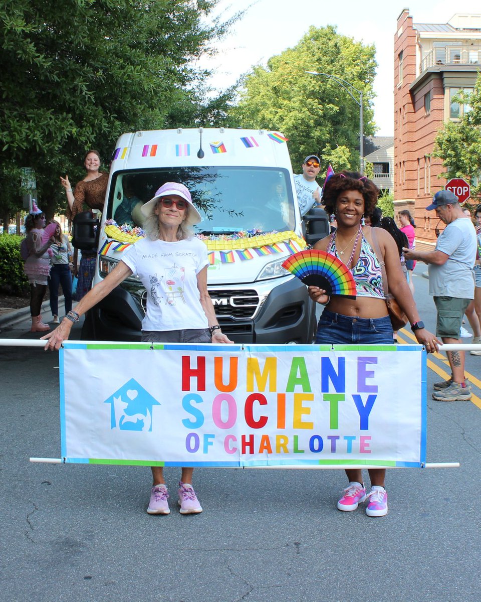 humanecharlotte's tweet photo. It’s always an honor to be part of the @cltpride Parade and celebrate a community built on love, belonging, and being exactly who you are.

Animals have a pretty beautiful way of showing us how it’s done: love freely, love fully, and love without judgment. 💙🌈 https://t.co/zPAPScALpM