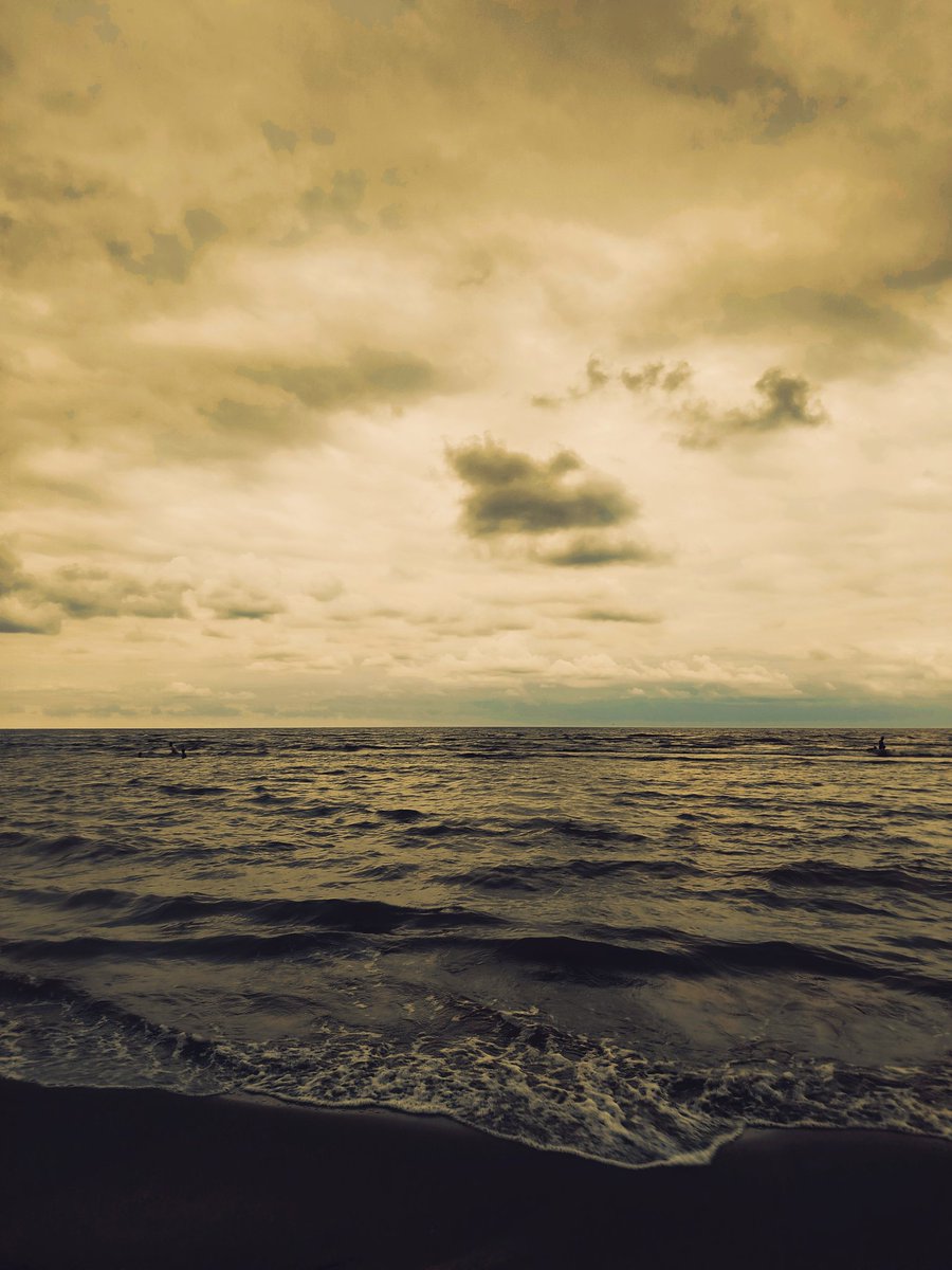 BaranJavidan's tweet photo. One of God's most beautiful paintings is the sunset at sea⛵
#nft #nftphotography 
#NFT
https://t.co/i7clkOiBIF https://t.co/3QMdSpZOiV