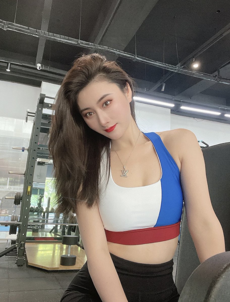 danieldenia1997's tweet photo. Every day's persistence is for every breakthrough. Whether it is the first ray of sunshine in the morning or the last persistence after nightfall, fitness makes life more powerful. https://t.co/7uHiX91RuZ