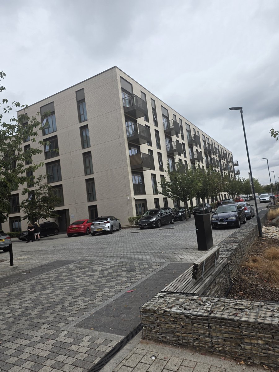 baber007's tweet photo. Visited the Perry Barr Residential Scheme today with Council officers to inspect apartment quality and discuss ongoing issues. Also looked at the lack of on-site parking for Council tenants and are exploring alternative parking options nearby. Great to see the fantastic skyline. https://t.co/mhthbeQsGY