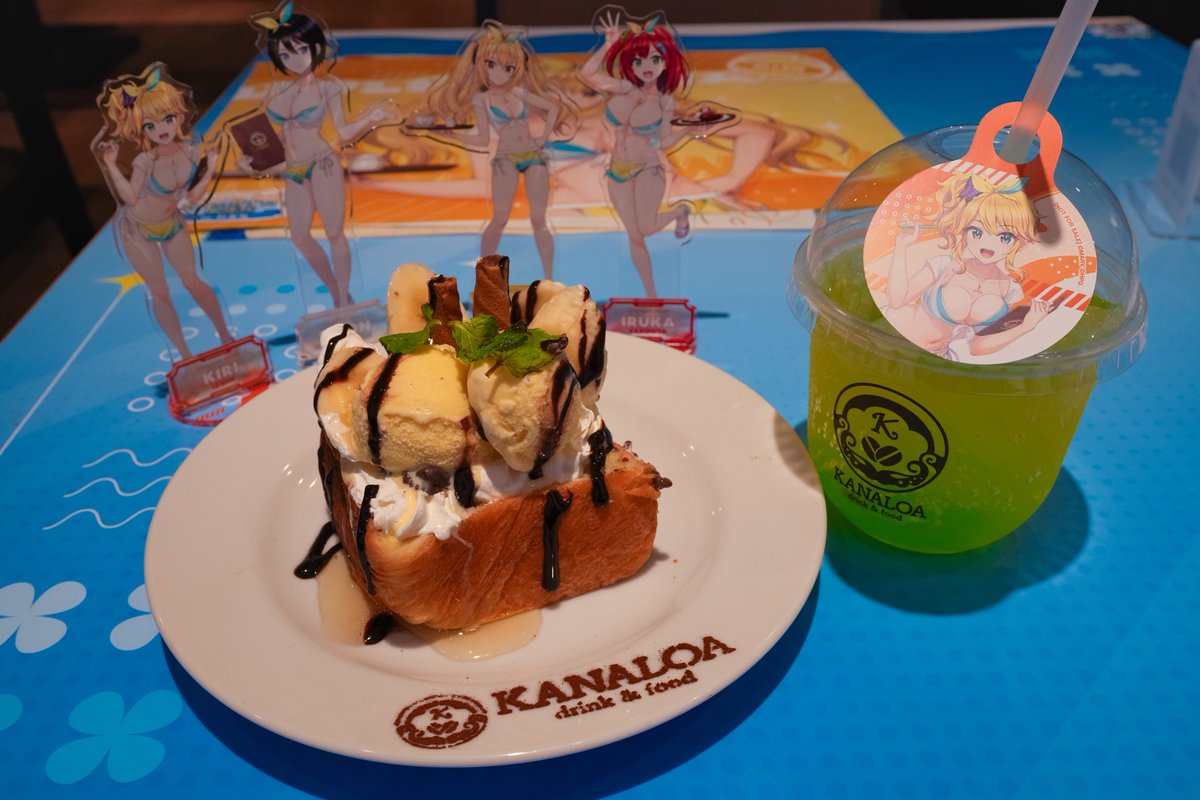 satryxe's tweet photo. ドルフィンウェーブコラボカフェ、もう一回行ってたのでした。
エッグパン・・・ゲーム内でこれが出どのキャラもテンション高い別ボイスだったりするので、ネタとしては必要なメニューだったり。
#ドルウェブ https://t.co/qqemokkED7
