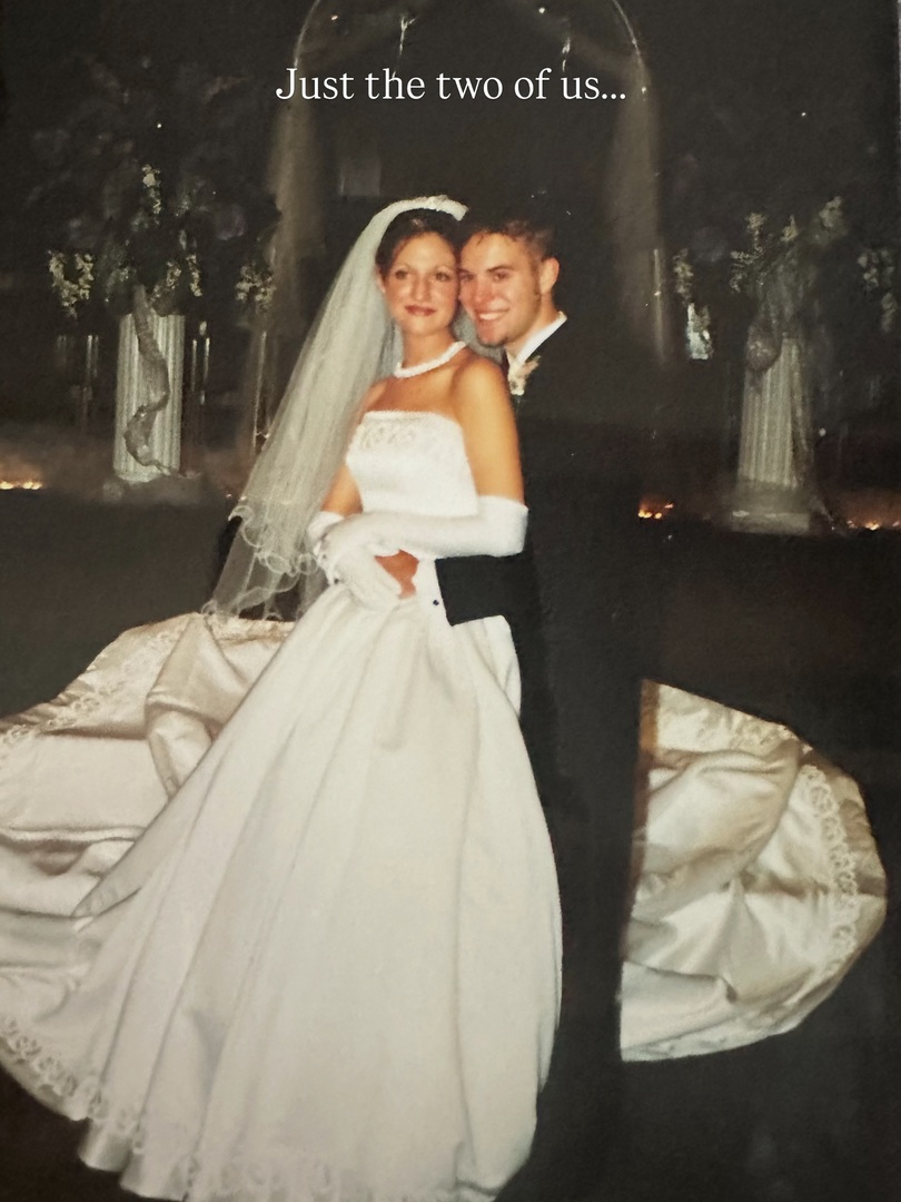 woodsdesignH's tweet photo. 25 years ago, it started with just Emily &amp; Doran…

Then came two beautiful daughters. Then a son. Then came years of growing their family and building a life together.

And somewhere along the way, they built something else, too: Woods Design House!!

W… https://t.co/A7WZLEtcLZ https://t.co/i43hwllMoK