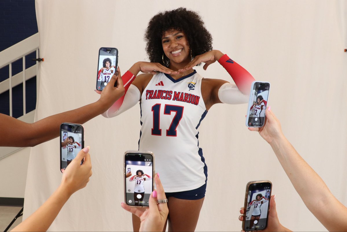 FMUSports's tweet photo. ๐๐ข๐ ๐ก๐ญ๐ฌ, ๐๐๐ฆ๐๐ซ๐, ๐๐๐๐ข๐ ๐๐๐ฒ! ๐ธ โจ ๐
#SwampEm #GoPatsGo @FMUVolleyball https://t.co/wj9xduUgnr