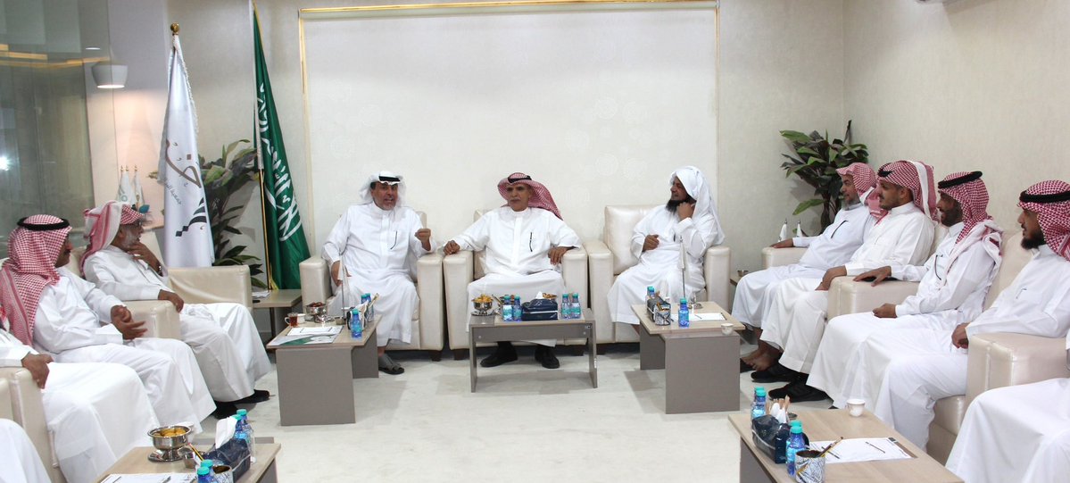 beronaizah's tweet photo. سعدت جمعية البر  بـ #عنيزة باستقبال وفد من جمعية طهور، برئاسة أ.أنس السليم رئيس مجلس الإدارة  وأ.سليمان القوبع المدير التنفيذي وكان في استقبالهم أ.صالح المزيد رئيس مجلس إدارة جمعية البر وأ. خالد القرعاوي المدير التنفيذي.. تناولت الزيارة سبل تعزيز الشراكة وتبادل الخبرات.. 🤝✨ https://t.co/c81nyrAPAh
