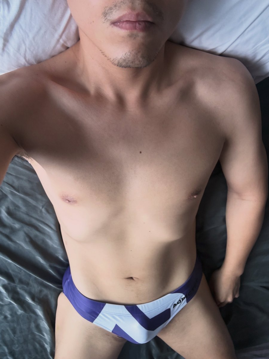 MuscleBearTH's tweet photo. ชอบกันไหมครับ มือสองโดยพี่หมีเอง 🐻 #พี่หมีไบรุกรีวิวกางเกงใน 🩲 สนใจทัก DM พี่หมีได้เลยครับ 🍌 เริ่มต้นตัวละ 499 บาท รวมค่าส่งฟรีทั่วประเทศ 💰 https://t.co/B8KgBQPNXW