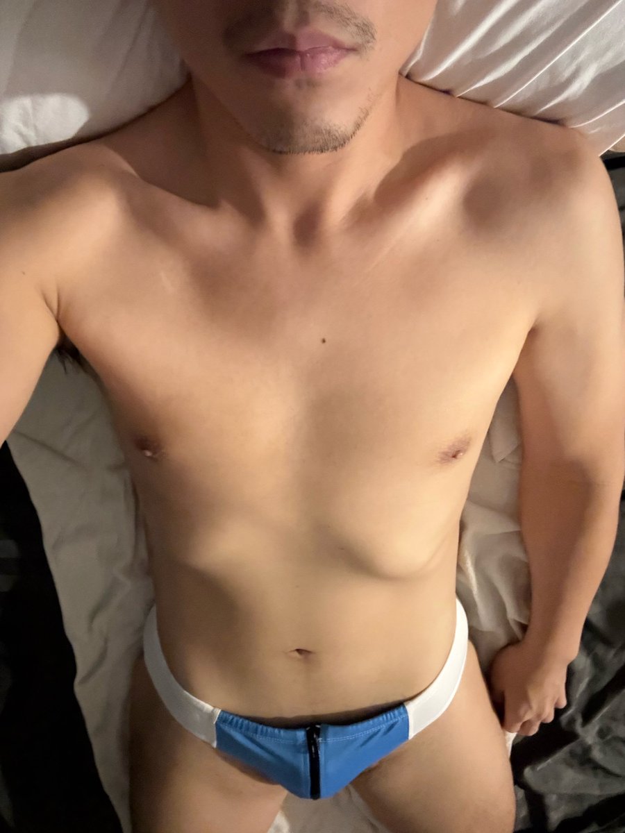MuscleBearTH's tweet photo. ชอบกันไหมครับ มือสองโดยพี่หมีเอง 🐻 #พี่หมีไบรุกรีวิวกางเกงใน 🩲 สนใจทัก DM พี่หมีได้เลยครับ 🍌 เริ่มต้นตัวละ 499 บาท รวมค่าส่งฟรีทั่วประเทศ 💰 https://t.co/B8KgBQPNXW