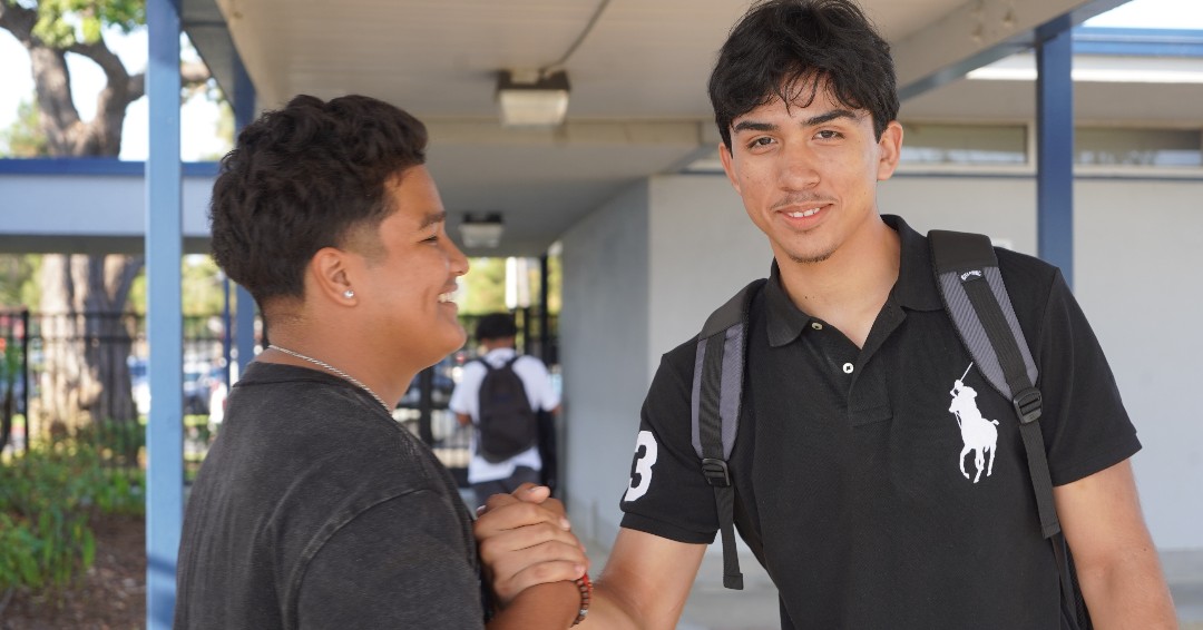 nmusd's tweet photo. A new school year is underway in NMUSD! 📚✨

From excited smiles &amp; warm welcomes to reconnecting with friends &amp; meeting new teachers, our schools were filled with energy as students returned to campus for a new year of learning &amp; growth.

#NMUSD #FirstDayOfSchool #BackToSchool https://t.co/EheYon86OH