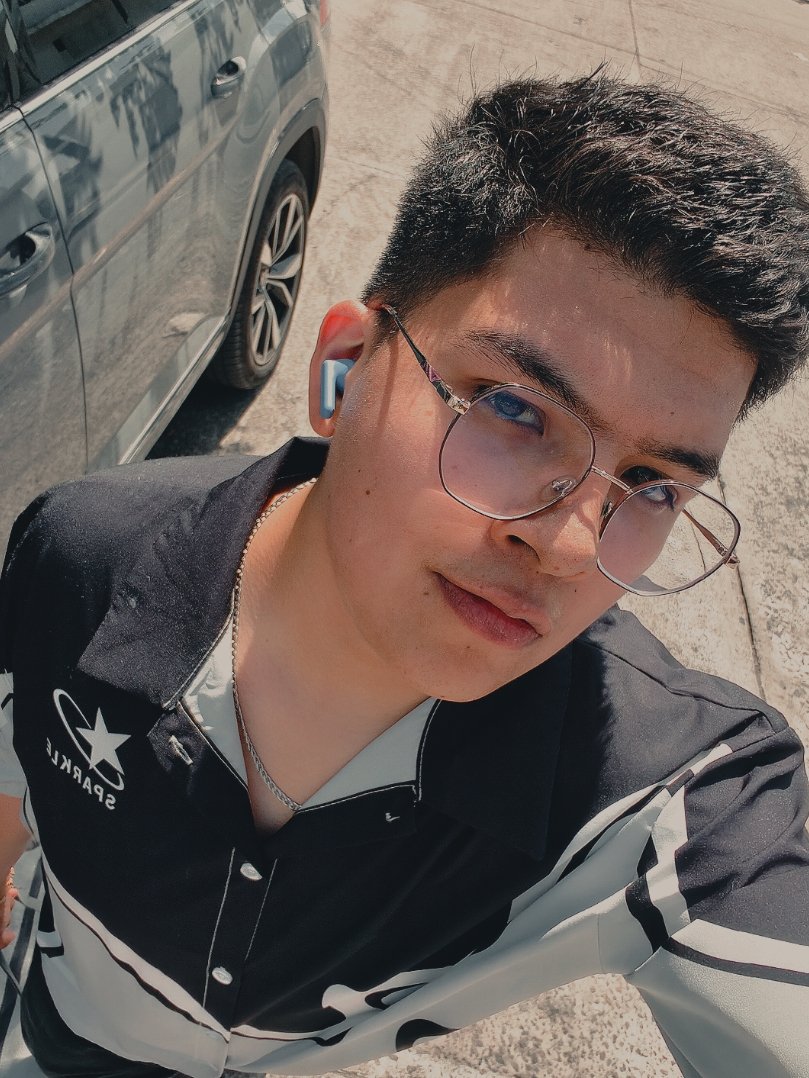 Serch7061's tweet photo. Wey, que bien me he sentido estos meses, me siento con un top feeling, el cual no sentía desde hace rato. ✨🤭 https://t.co/nNikQZOA0H