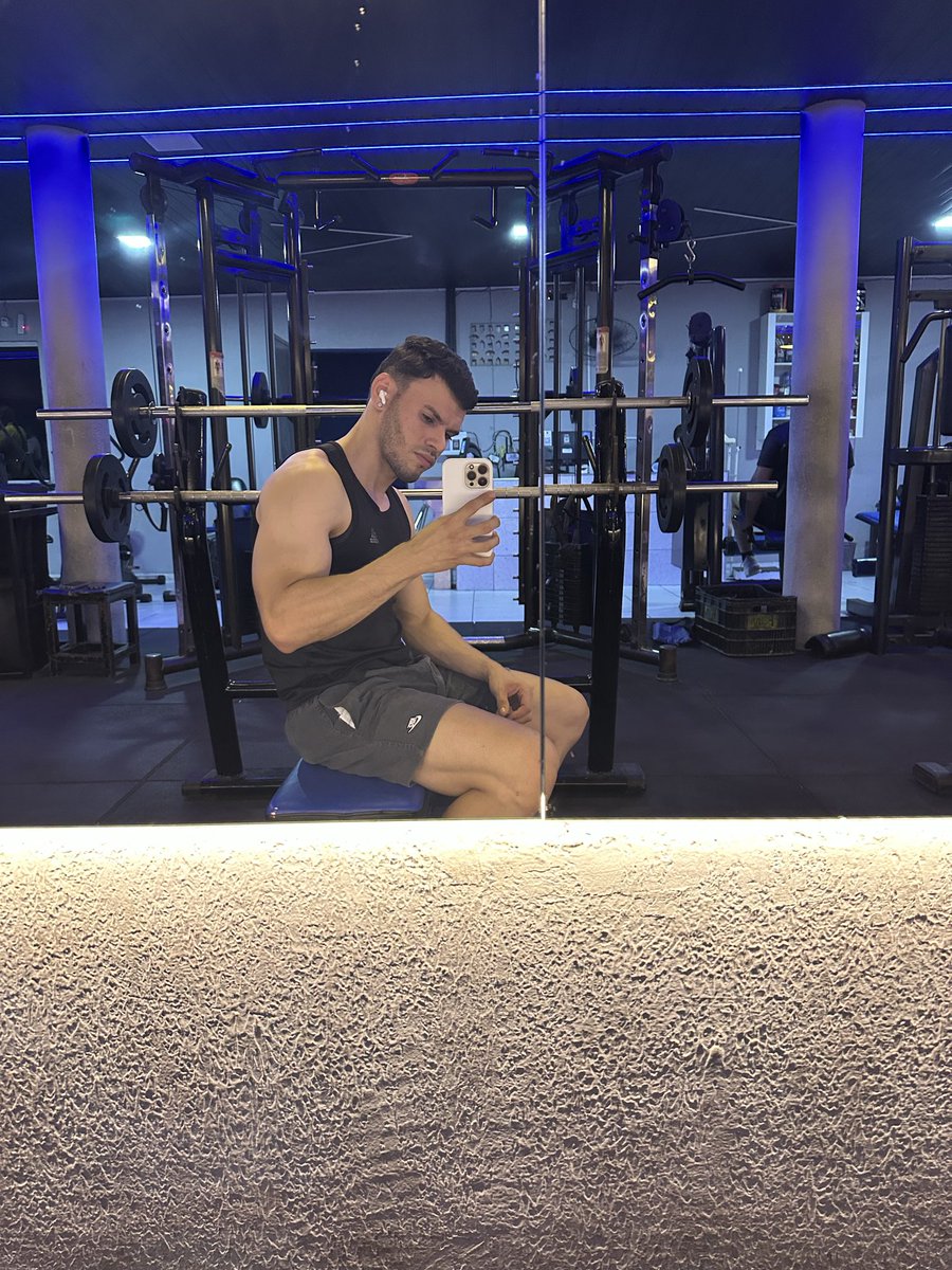 onlymarkuss's tweet photo. Gym https://t.co/6GvgVmENqR