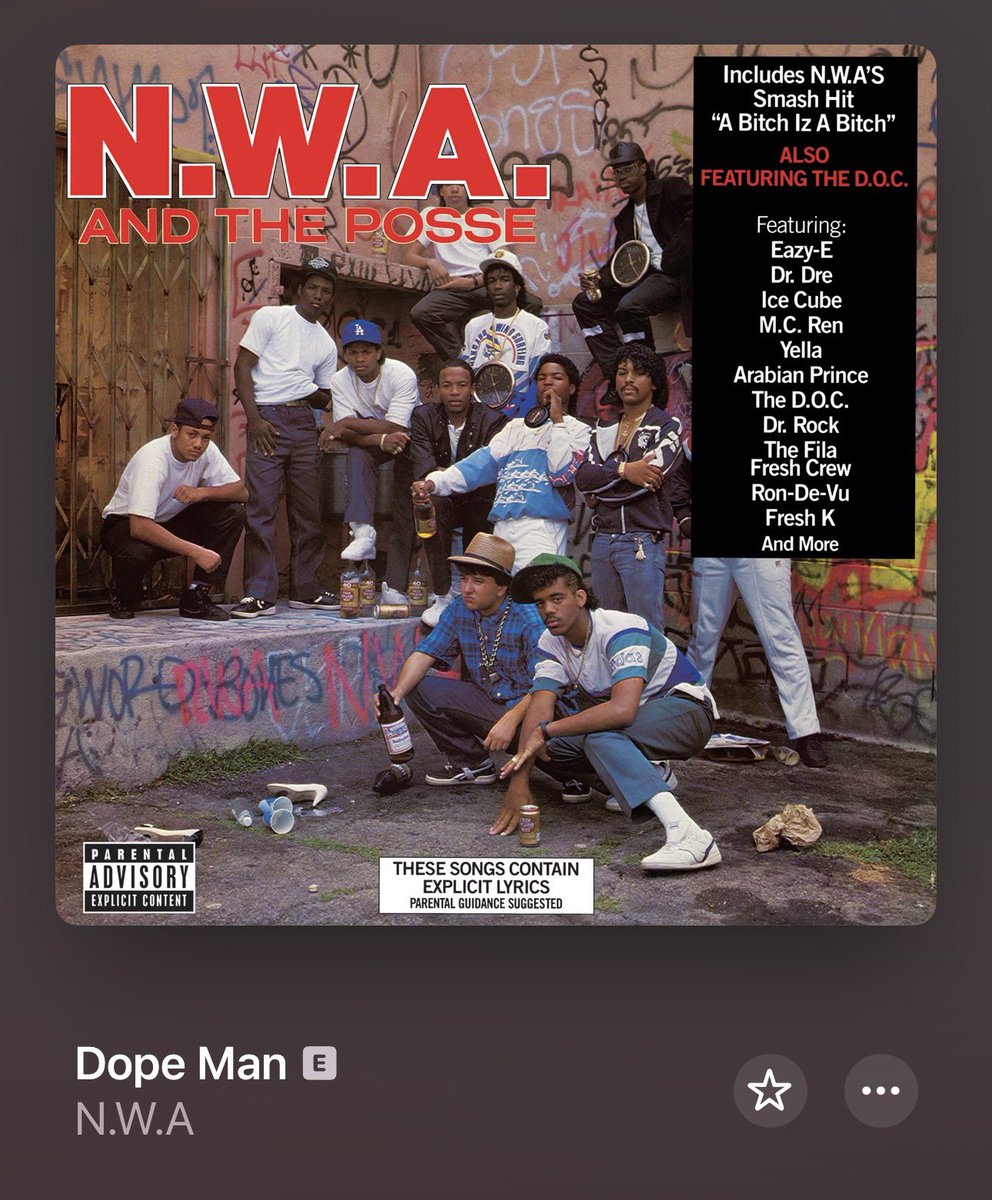 mblickss's tweet photo. Fuck Mo Bamba, just start coming out to this song every opening football drive 😂😂 https://t.co/4SE8vUhryp