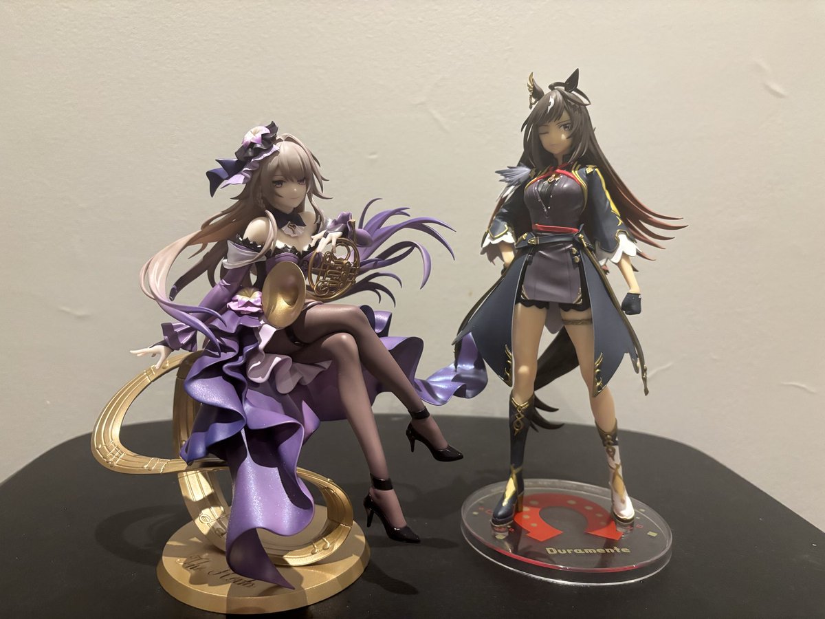 raincndy's tweet photo. im not spending more this month i swear https://t.co/1V7VDKy3LF