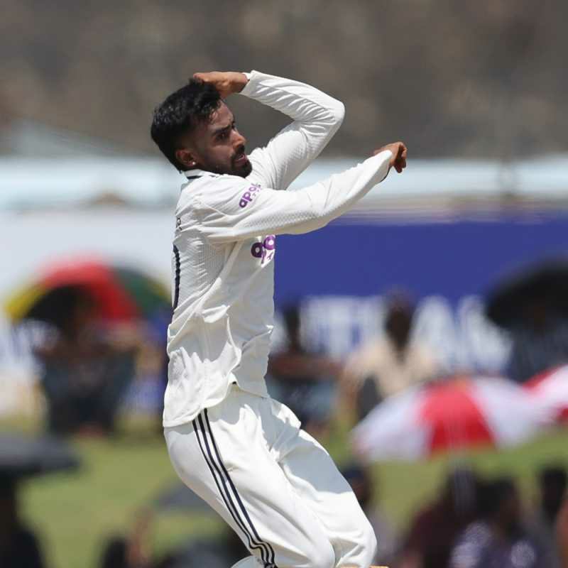 KhelDesk's tweet photo. It seems India have found a very good spin bowling all rounder in Manav Suthar. 

Perhaps Axar Patel will now find it very difficult to retain his place in India’s Test side. https://t.co/02IOaqWkyP