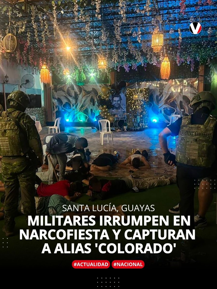 revistavistazo's tweet photo. 🔴 Militares allanaron una vivienda en el cantón #SantaLucía, provincia del #Guayas, donde se realizaba una fiesta con temática de Pablo Escobar. Durante la operación, se detuvo a alias 'Colorado' ▶️ https://t.co/epG2tXxtKd https://t.co/R7SDgiCyat
