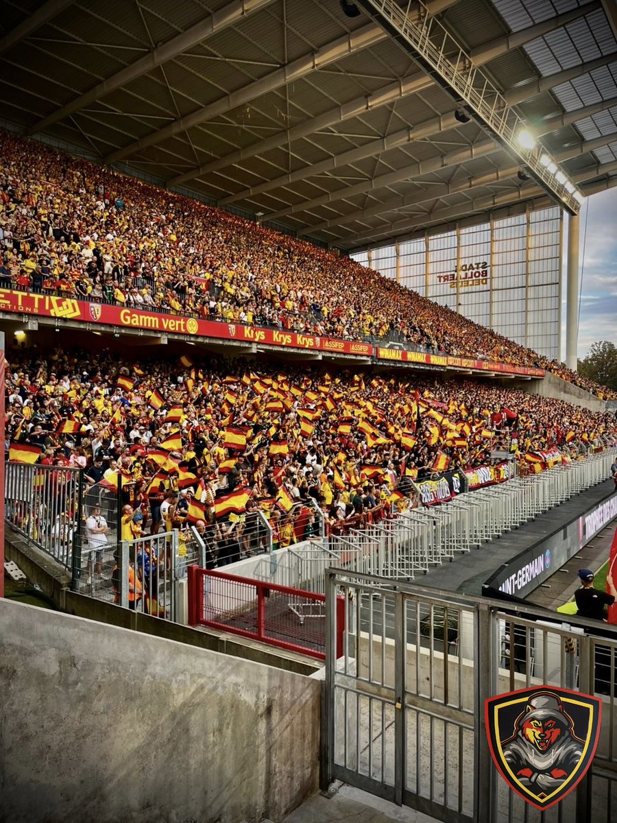 AssoWolf17's tweet photo. • TROPHÉE DES CHAMPIONS : LENS - PSG [ 1 - 0 ] LE 16/08/26 •
#RCLPSG #FierDEtreLensois #WOLF17 #TrophéeDesChampions https://t.co/uGnisOYOjP