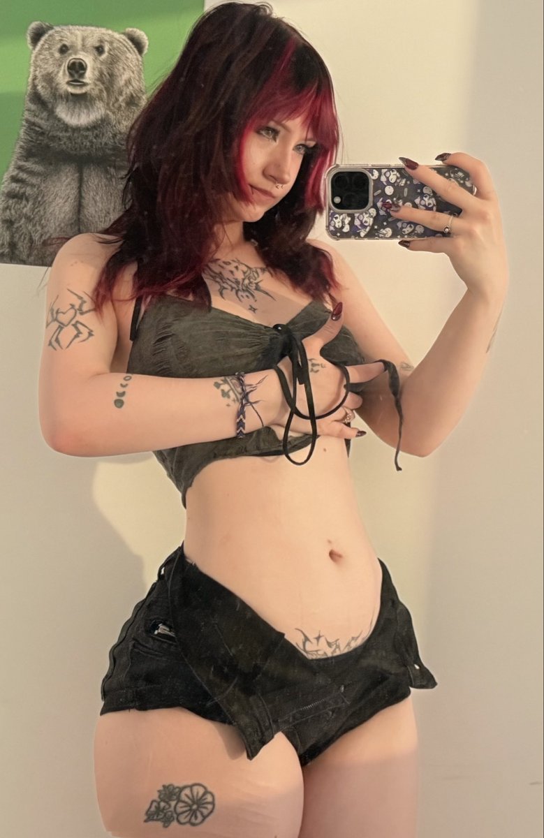 kiakuromiVT's tweet photo. like for ASS
retweet for TUMMY https://t.co/18vdqYO0qk