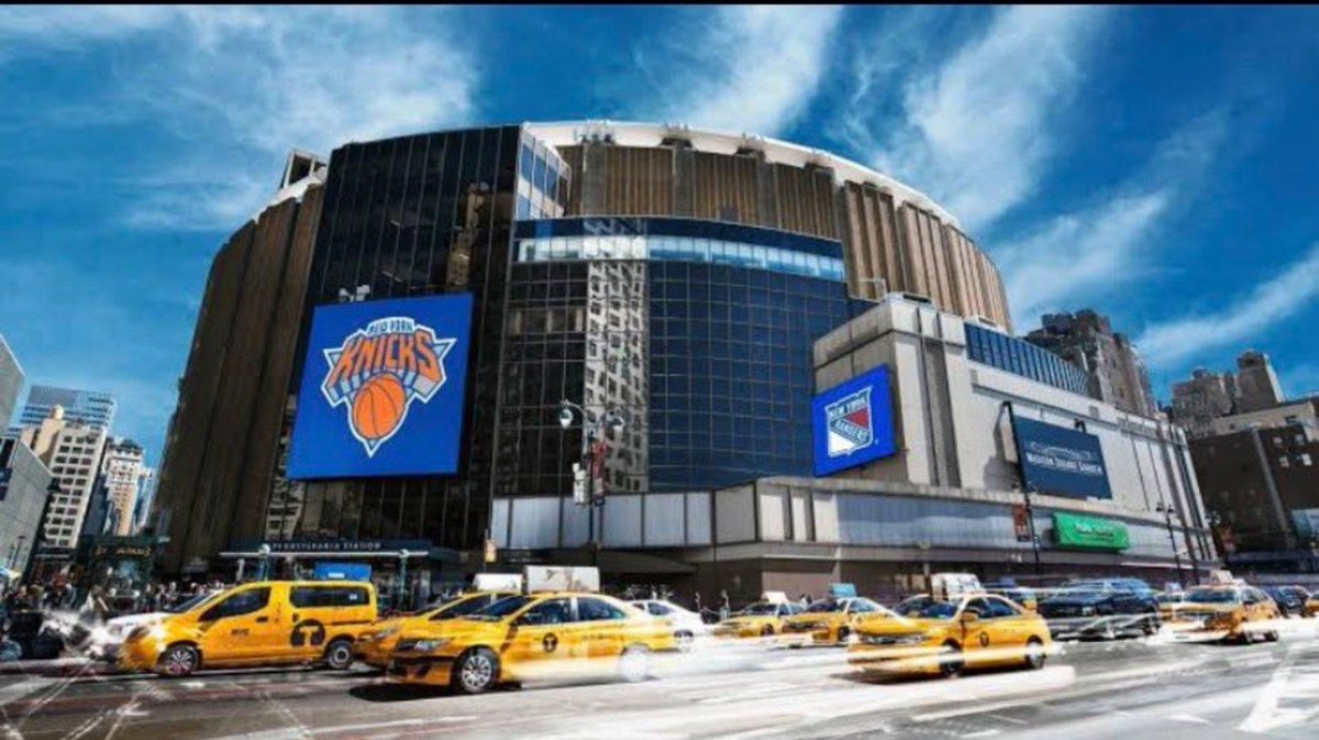 canadian_ba's tweet photo. BREAKING NEWS 🚨🚨🚨
🇬🇭 STONEBWOY TO HEADLINE MADISON SQUARE GARDEN 🏟️
Ghanaian dancehall superstar Stonebwoy is set to make history as he prepares to headline the iconic Madison Square Garden in New York City.

#BhimFestLNDN26 🏟️💯😬 https://t.co/Sdk88r0nbr