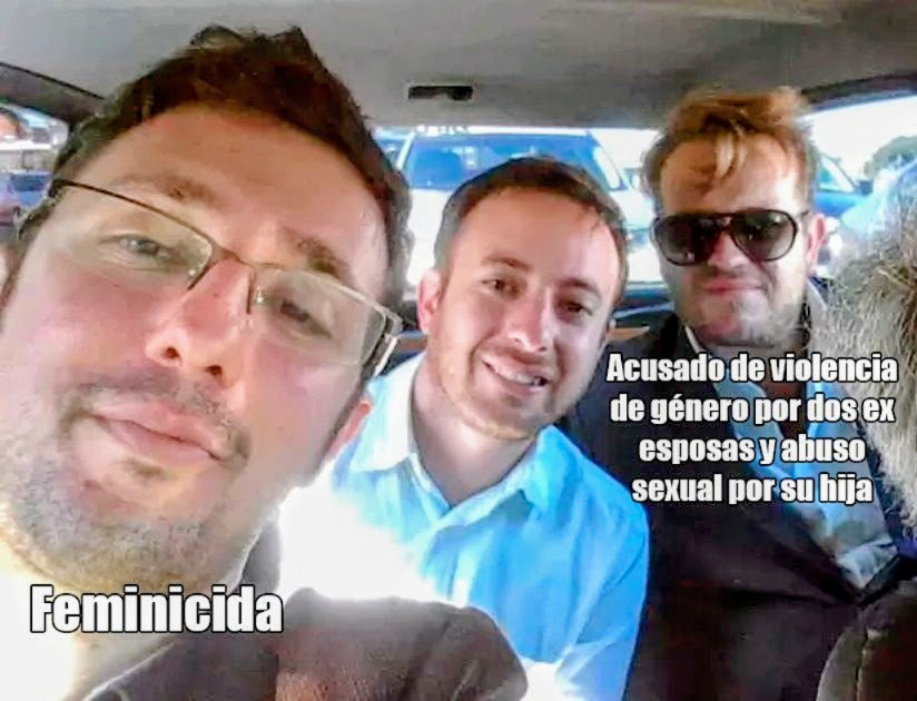 Brytney75192491's tweet photo. @catrina_nortena @JMilei Cerimedo ??? el cómplice de @javiernegre10 del pasquín golpista @laderechadiario y @DerechaDiarioMX  ???
Que trajo a México el Delincuente @RicardoBSalinas de @Azteca ???
🤣🤣🤣🤣🤣🤣🤣🤣🤣
#LaPerritaDeTrumpPorSiempre https://t.co/10KtrnHkoh