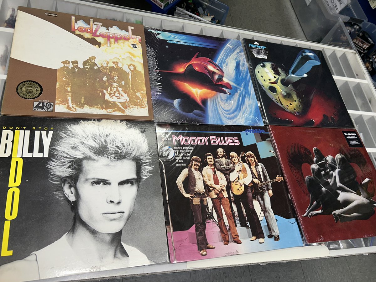 waxpaxquake's tweet photo. #ledzeppelin #BillyIdol #zztop #quakecollectibles #waxpaxquake #vintageshop #vintagestore #recordstore #vinylrecords #collectiblesstore #vintagetoystore #toystore #toys4sale Always OPEN 12pm to 7pm 6 days a week, closed Mondays. Call the store for Questions or come in. https://t.co/eDTE1ewrcw