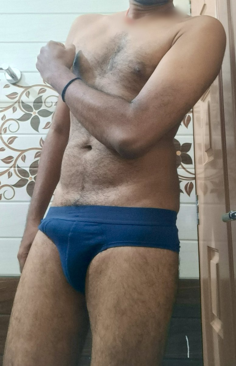 SyamS1383583's tweet photo. Hello 👋👋 dear friends 👋👋 
#mallu 
#brief 
#zudiounderwear https://t.co/bfsESOomoP