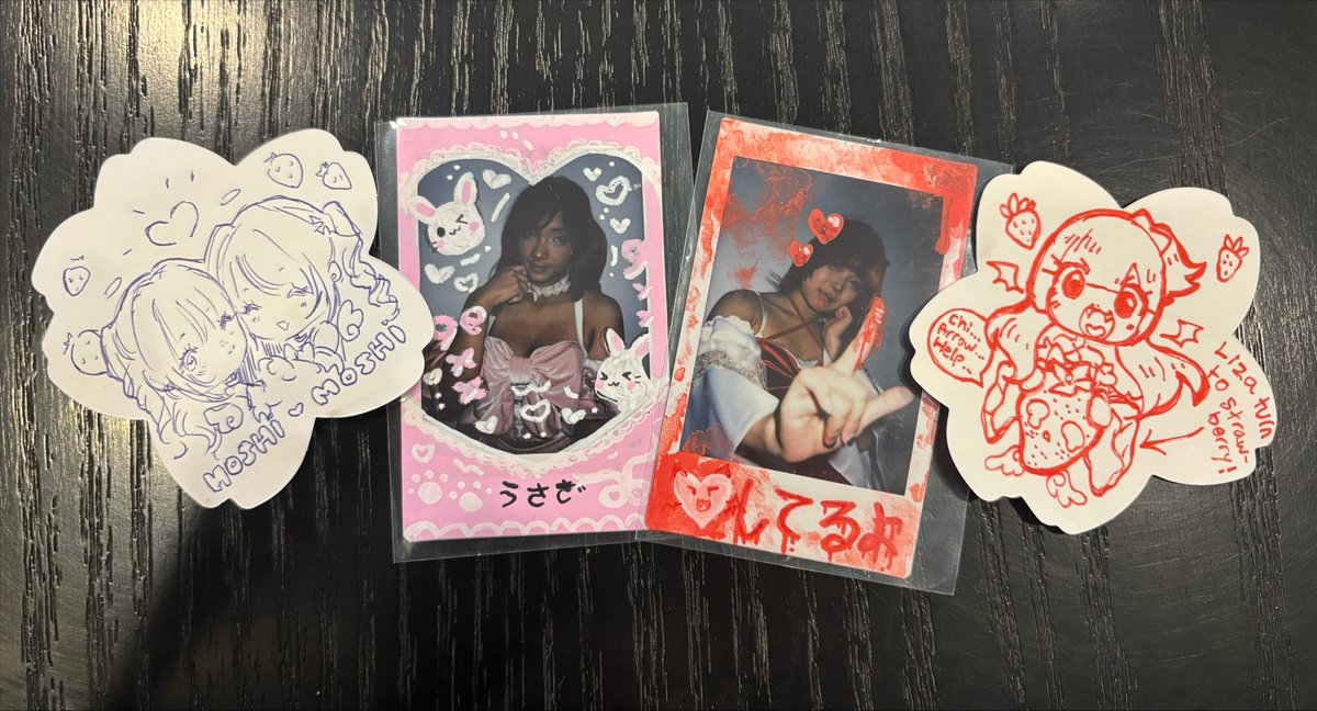 yumepiku_liza's tweet photo. My Cupid cheki arrived!!!!!! YAY!!!!!!! LOOK AT THE DRAWINGS!!!!
#LoveSHOTS https://t.co/Xydqc3rwH7