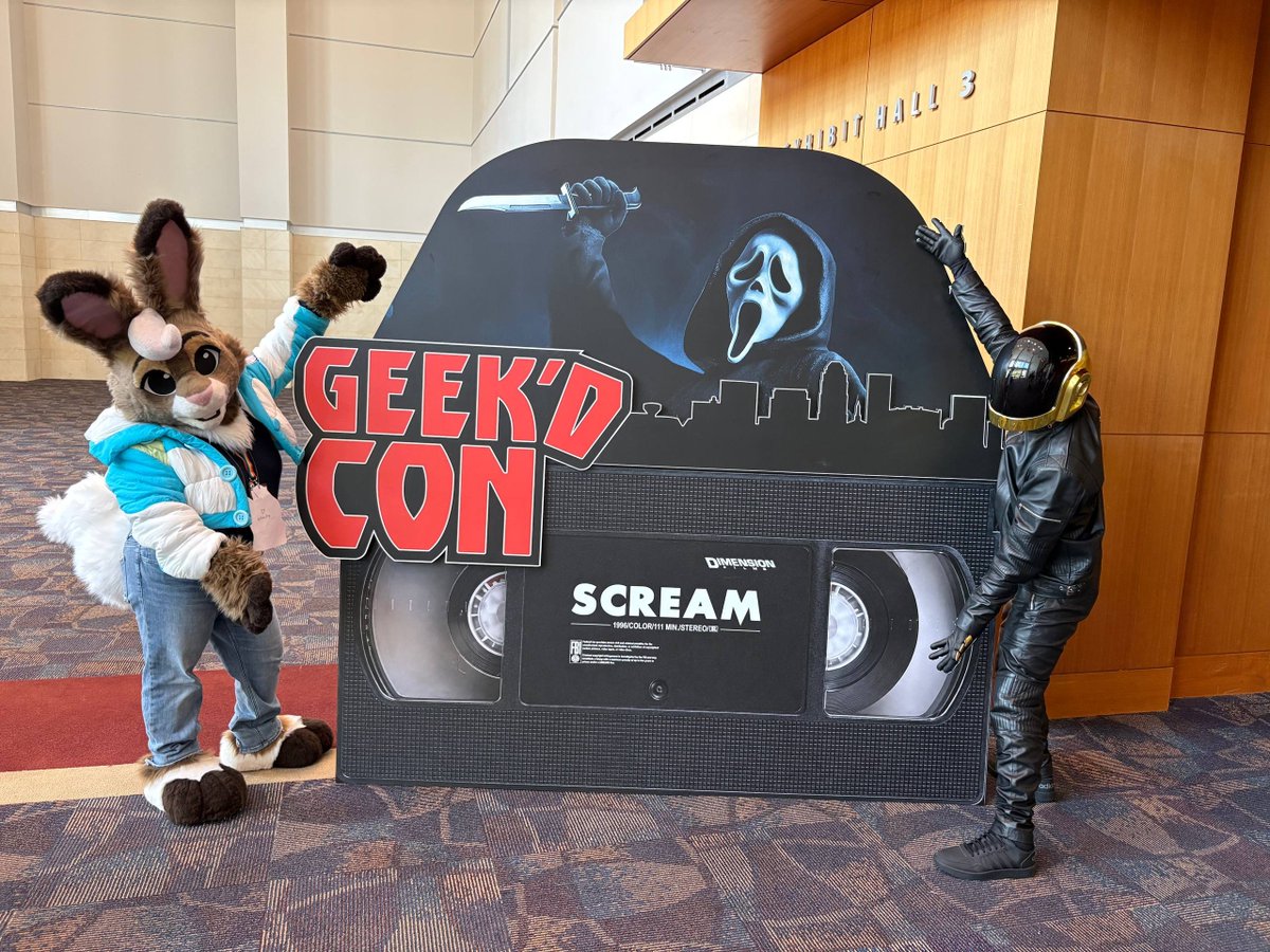 pumpkindu0's tweet photo. Geekdcon was super fun this past weekend!! 🩵💙 https://t.co/lDE20ABogT