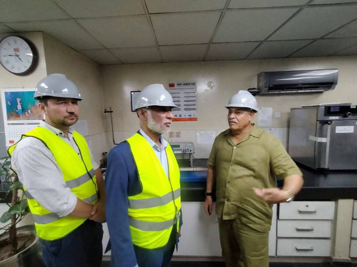 PWCAuthority_'s tweet photo. A team of the #PWCA, led by the DG, visited the @FastCablesLtd manufacturing unit to review the ongoing production of electrical cables and assess manufacturing and quality-control processes in line with the Authority’s commitment to timely delivery and quality assurance. The team inspected various stages of production .