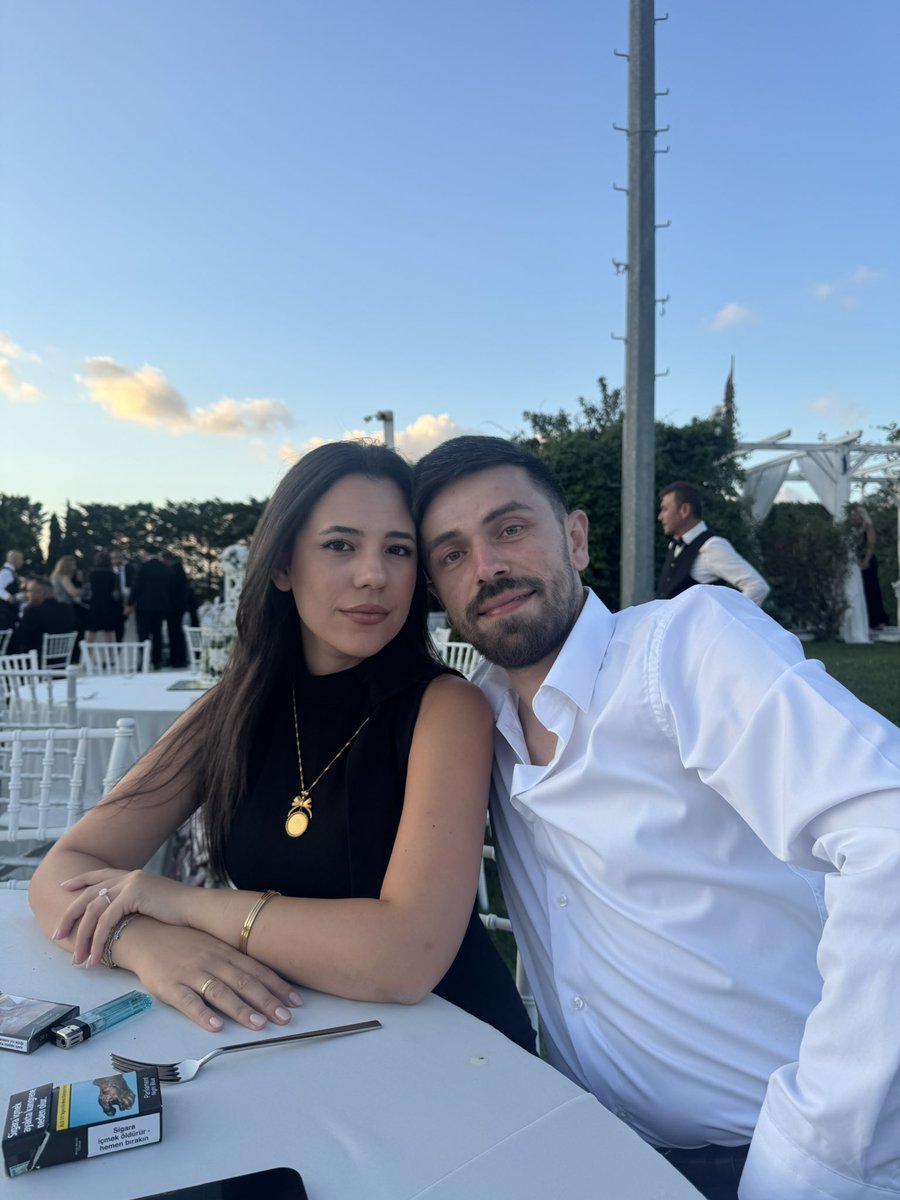 melikesabanoglu's tweet photo. Sevgilim https://t.co/sG3G6OIJ9j