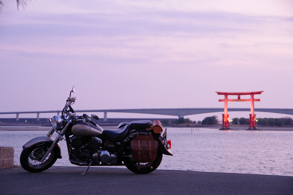 hide_paranoia's tweet photo. 無事に迎えるバイクの日。
この一年もよく走った。
#バイクの日だからバイク晒せ
#8月19日はバイクの日
#バイクの日
#Motorcycle
#dragstar #dragstarclassic #dsc4 #xvs400c https://t.co/vkGP6dXKer