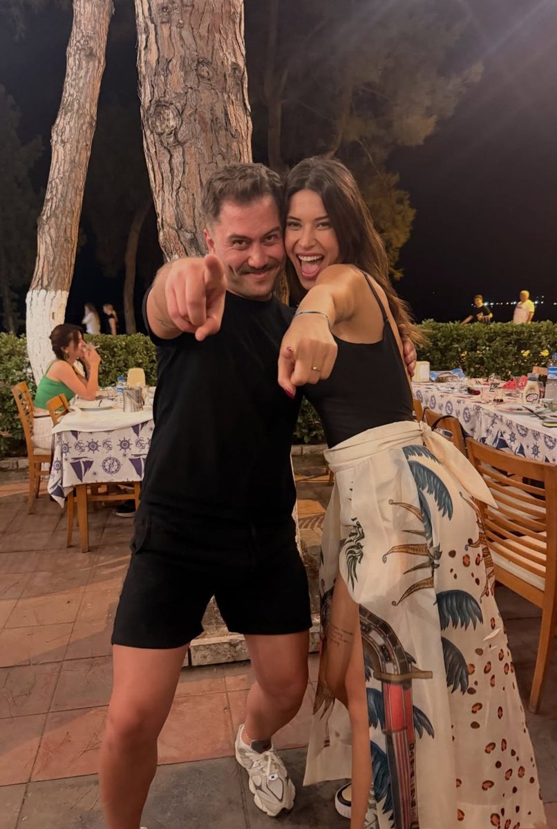 Elef2026's tweet photo. her man her man her man https://t.co/E6E9K90jW9