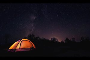 sakaeushio's tweet photo. Woke up to birds chirping, coffee steaming, and a starry sky fading at our tiny campsite—this slow, quiet magic beats city alarms any day. Who’s with me #CampVibes https://t.co/HQbkceL7pU