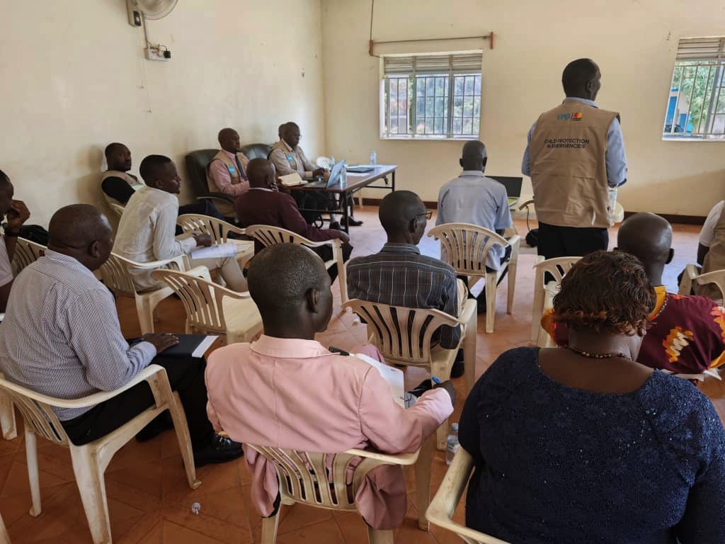 sauti116's tweet photo. Arua was fantastic.
 High-level engagements with the District Task Force and all stakeholders. Everyone showed up and spoke openly.
As part of joint monitoring with @UNICEFUganda , @BaylorUganda, @TpoUg @MinofHealthUG , we continue to strengthen systems that protect children and prevent SEA & GBV post-epidemic.

The work continues as teams move to other districts.
Need help? Call 116.
 #Sauti116 #Arua #JointMonitoring"