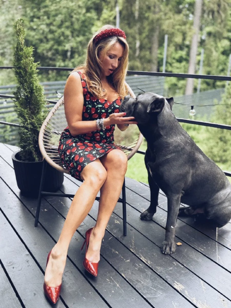 BelMelbel's tweet photo. Some mornings start with coffee.
Mine started with a reminder of how deep he was.
Full video in private.
Link in bio
#dogs #K9 #USA https://t.co/77jOSJqtkW
