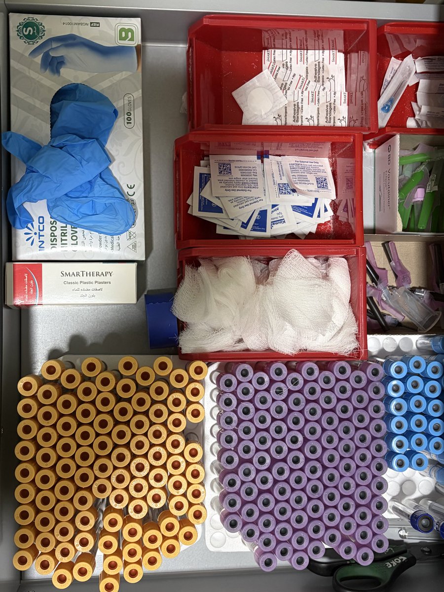 Rafacmfx's tweet photo. Week 2: Rotation 2 Phlebotomy 🩸 https://t.co/cpuBJbJOpu