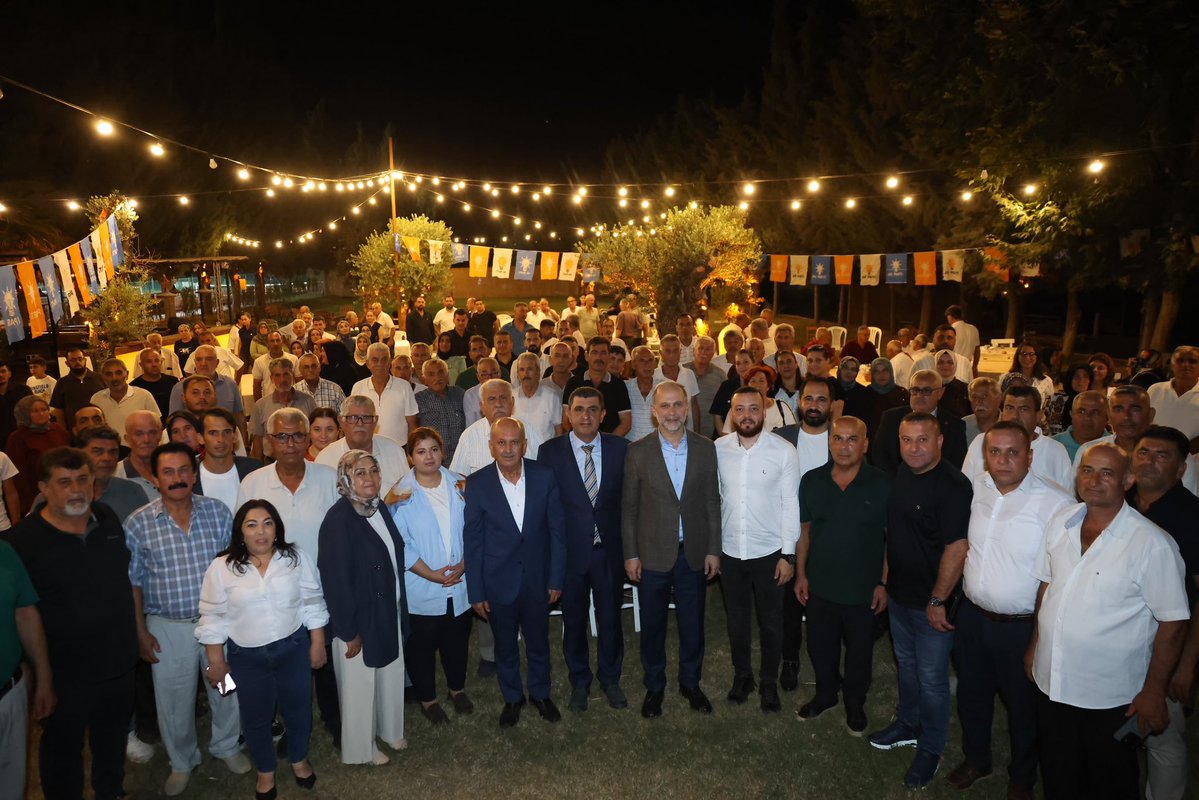 AbdulkadirOzl's tweet photo. Arsuz İlçe Başkanlığımız tarafından düzenlenen Teşkilat Vefa Buluşmasına, İl Başkanımız Sayın Mustafa Erdoğan ile partimizin kuruluşundan bugüne teşkilatımızın farklı kademelerinde görev almış kıymetli teşkilat mensuplarımızla bir araya geldik.

Bu güçlü teşkilatın bugünlere gelmesinde emeği, gayreti ve katkısı bulunan tüm yol arkadaşlarıma gönülden teşekkür ediyorum.

Bu anlamlı buluşmanın gerçekleşmesinde emeği bulunan İlçe Başkanımız Sayın Nadim Tan’a kıymetli teşkilatına teşekkür ediyor; AK Partimizin 25 yıllık birikimi ve güçlü teşkilat ruhuyla Türkiye Yüzyılı hedeflerimize kararlılıkla yürümeye devam ediyoruz.

#MilletimizleÇeyrekAsırTürkiyeGeleceğeHazır