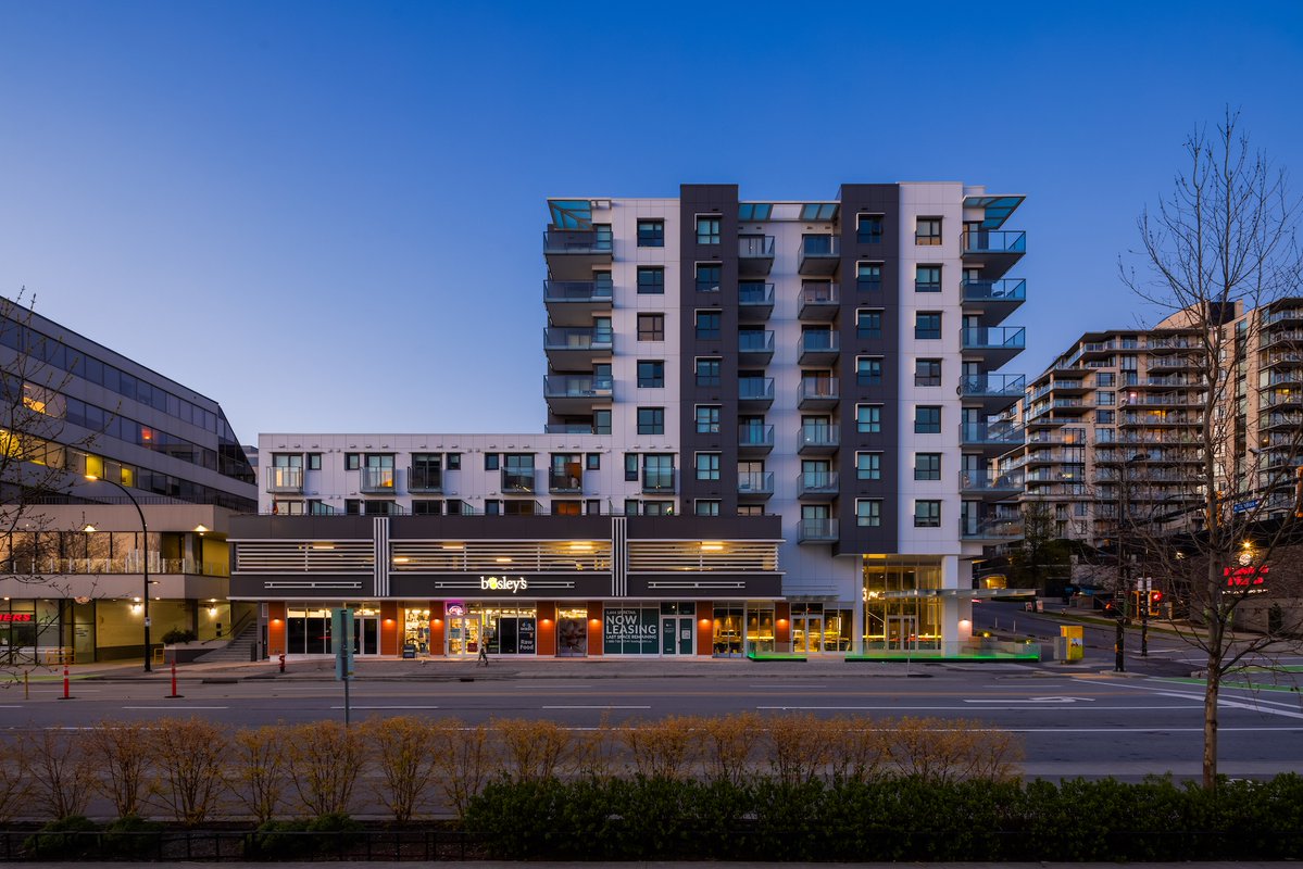 CresseyGroup's tweet photo. From our curated lounge &amp; fitness facility to an entertaining patio with a fire pit, children’s play area, &amp; community garden, Victor provides residents with an amenity-rich community where everything you need is at your fingertips.

Book your tour today: https://t.co/VrcFLH86xN https://t.co/njbABoFQ9t
