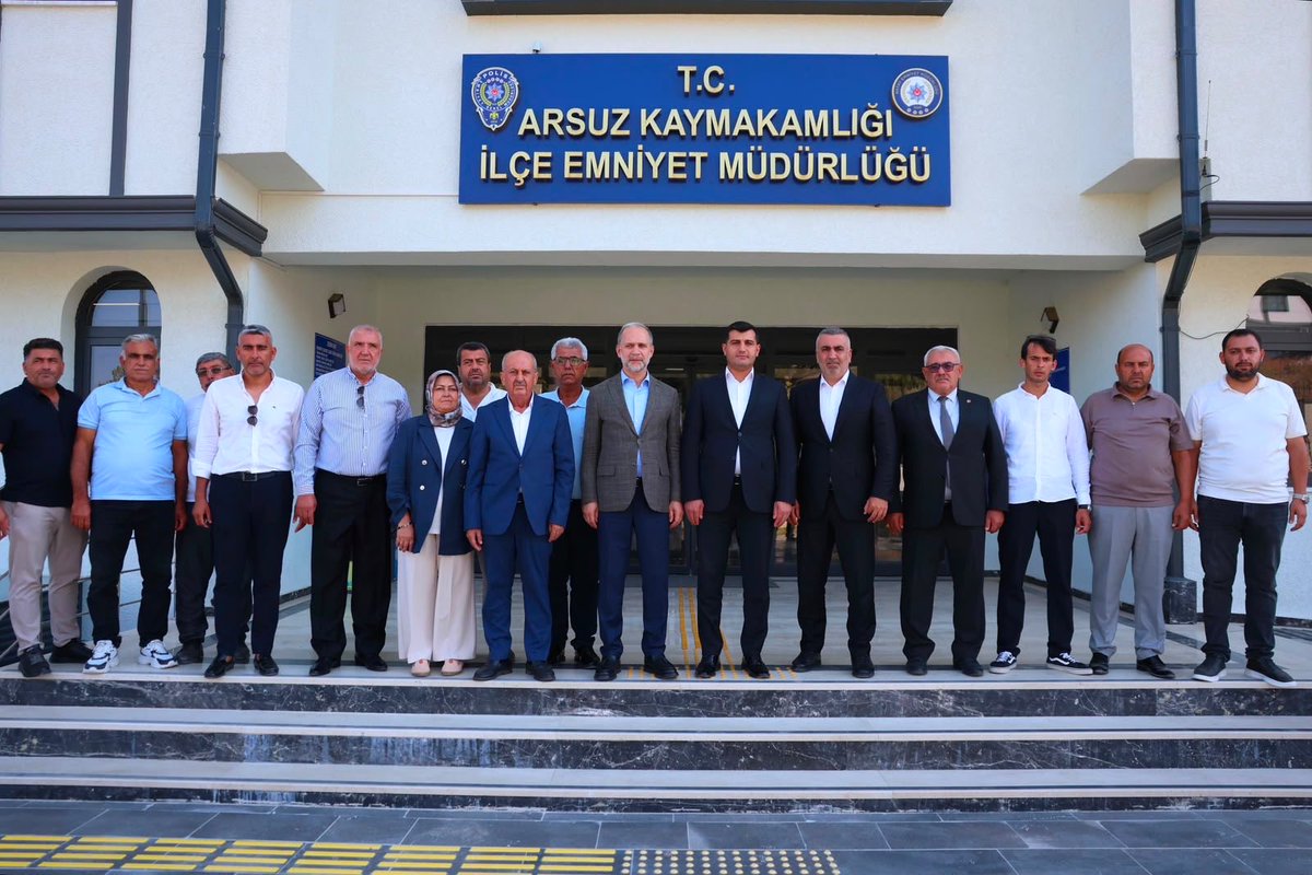 lutfikasikci's tweet photo. Bugün ki Arsuz programı kapsamında, Ak Parti ve MHP İlçe Başkanlarımızın öncülüğünde çeşitli kurumlarımıza ziyaretler gerçekleştirdik. 

Bu kapsamsa; 

▶️ İlçe Kaymakamı Sn. Fatih Eroğlu,
▶️ MHP İlçe Başkanı Sn. Ercan Kesik,
▶️ İlçe Emmiye Müdürü 
Sn. Ahmet Nar,
▶️ Devlet Hastanesi Başhekimi Sn. Oben Kanar,
▶️ Arsuz Gözcüler Esnaf ve Sanatkarlar Kredi ve Kefalet Koop. Başkanı Sn. Mehmet Horoz,
▶️ Arsuz İş İnsanları Derneği Başkanı Sn. Adnan Ağır ve 
▶️ Gözcüler Spor Kulübünü ziyaret ettik. 

Tarım ve turizm potansiyeli yüksek olan ilçemiz için çalışmaya devam edeceğiz.