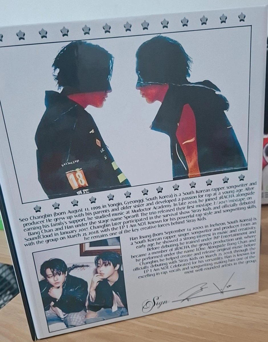 jeonsqueen's tweet photo. ♡ feedback mais que positivo para @yooniekstore pela confecção do binder dos meus sonhos e principalmente tbm para o @aerimodesign que fez essa perfeição de arte que superou tudo que eu imagina para o binder 😭 
eu to mega feliz e realizada, agradeço de coração para ambos 💜 + https://t.co/1B7P7ZZr4F