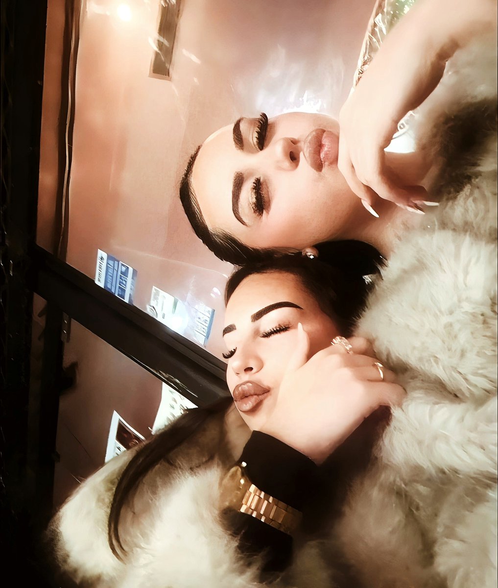 SantaBendjta's tweet photo. ㅤpor siempre mi loca 👸🏻 https://t.co/Q0wuiCr8QL