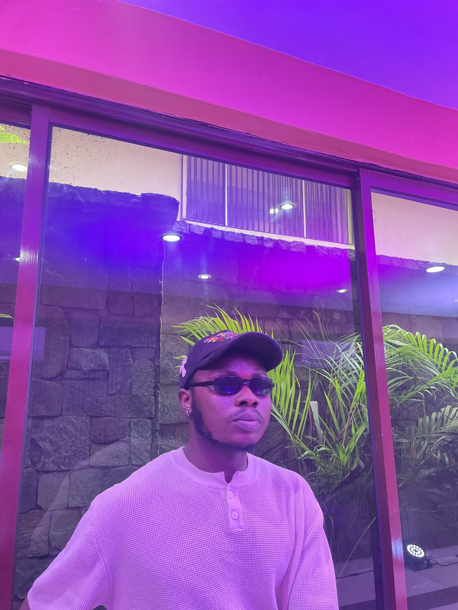 Prolific_K_Ray's tweet photo. Once dreamed of being a doctor, now building the future with tech! 🤖. Thrilled to be learning AI Automation at TechCrush, turning tech dreams into solutions that make a difference. The journey's just started! 🚀 
#RisewithTechCrush
#Tech4AfricansScholars
#LearningwithTechCrush https://t.co/jksSLgF6UR