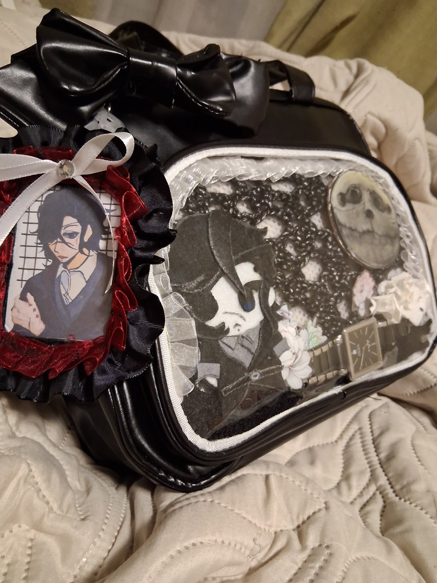 tawkhuah67's tweet photo. Termina oc themed bag, if anyone cares... 

I'm so happy how it turned out though! https://t.co/GarXgajY6X