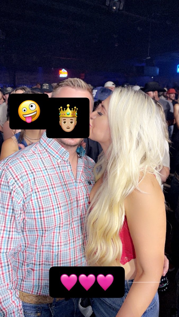 th3wildw3st's tweet photo. Like and support your hot couples 😜 https://t.co/8Wd2GtoZ3F