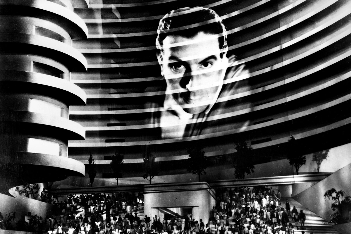 LeMarquePage's tweet photo. La vie future (1936)
un récit sur 1 siècle après une guerre dévastatrice.
Grosse ambition derrière métropolis, malheureusement c'est pas muet, du coup les dialogues sont d'une lourdeur dure à supporter.
Y'a les codes du ciné de propagande aussi, qui ne vieillissent jamais bien. https://t.co/PtQrYFtyfc
