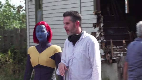 xmengoth's tweet photo. Rare pic of Jlaw &amp; Kinberg on set of dark phoenix https://t.co/ASjT89FS77