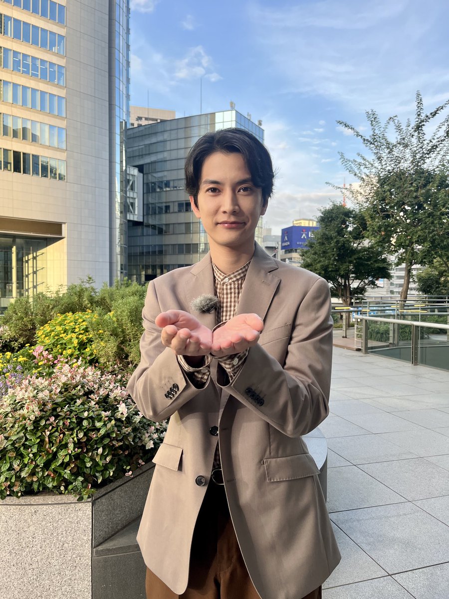 w_keisuke93's tweet photo. おはようございます☀️このあと #ZIP ! 7回目のパーソナリティーです☁️7:20頃からは、阿佐ヶ谷姉妹の渡辺江里子さんと一緒にニッポンのスゴい“ワタナベさん”を調査した企画が👀🔍本日もよろしくお願いします✨@ZIP_TV https://t.co/9IgRI3SrzP