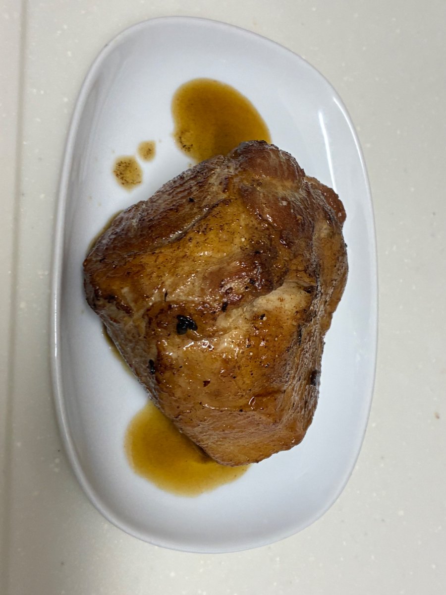 Llpalc195431's tweet photo. 憧れの肉塊かぶりつきました( ＾∀＾)うまかったけど顎が疲れたw
味付けはシンプルに醤油とちゃち塩 https://t.co/x9JzK8AdWI