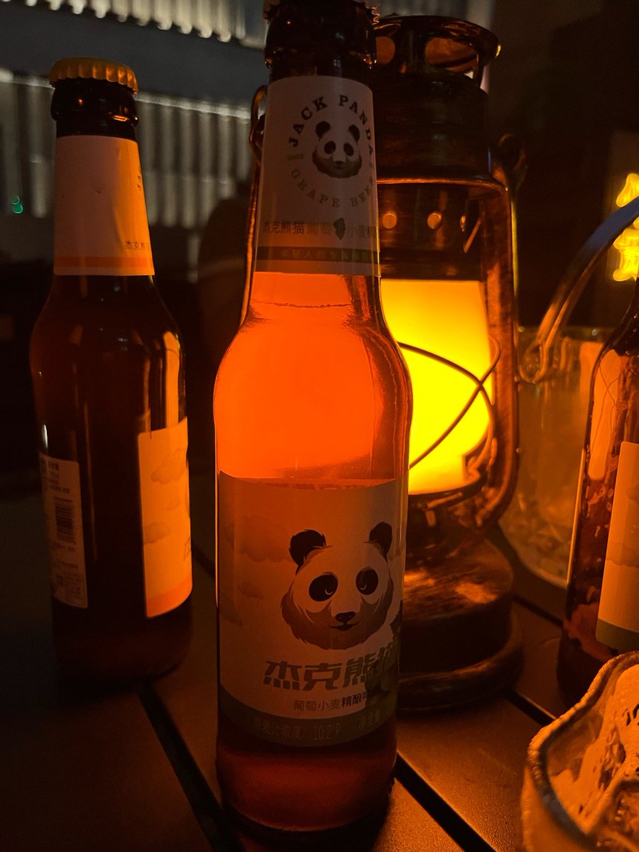NorthcottClean's tweet photo. Midnight eats hit different. Simple bowls, warm sake, and quiet chatter—this is where the day’s tension melts away. https://t.co/BsXcOrby7S